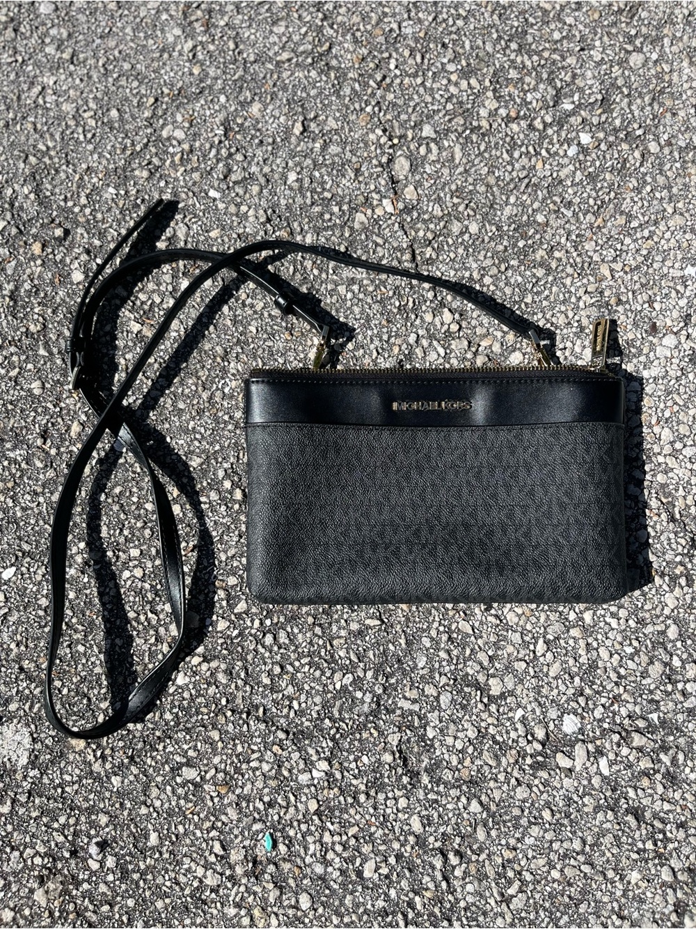 Michael Kors Black Signature Crossbody Wallet